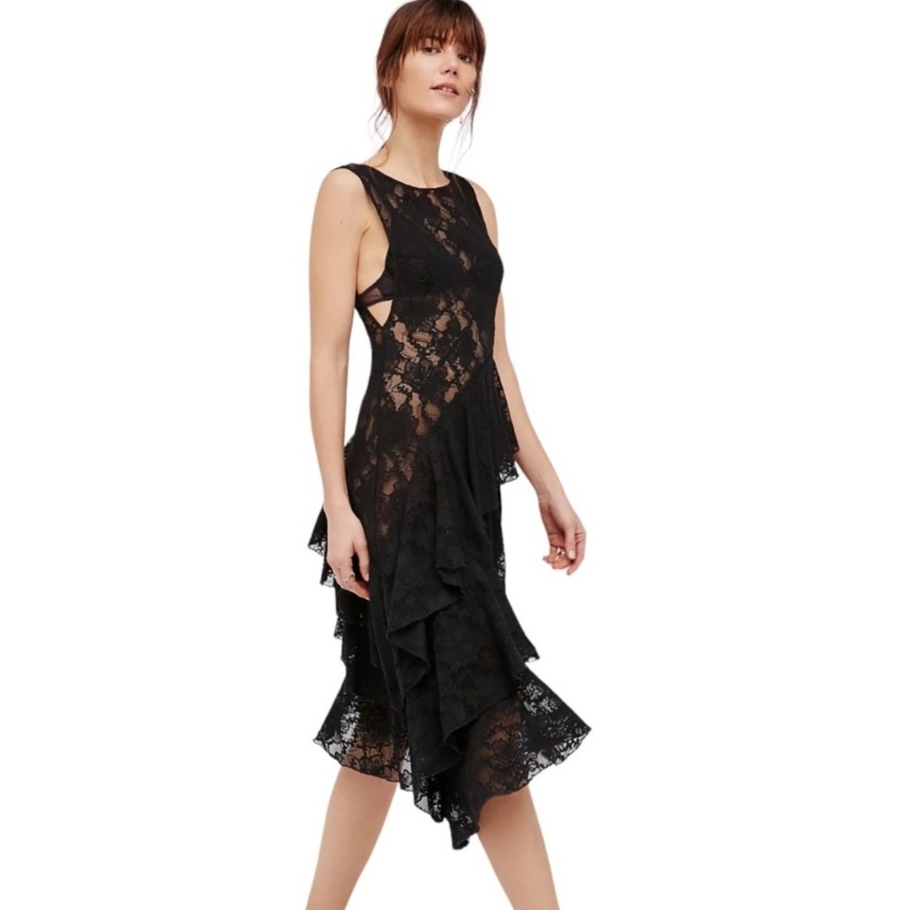 🍒EUC🍒 INTIMATELY FREE PEOPLE FLORENCE LACE SLIP DRESS
